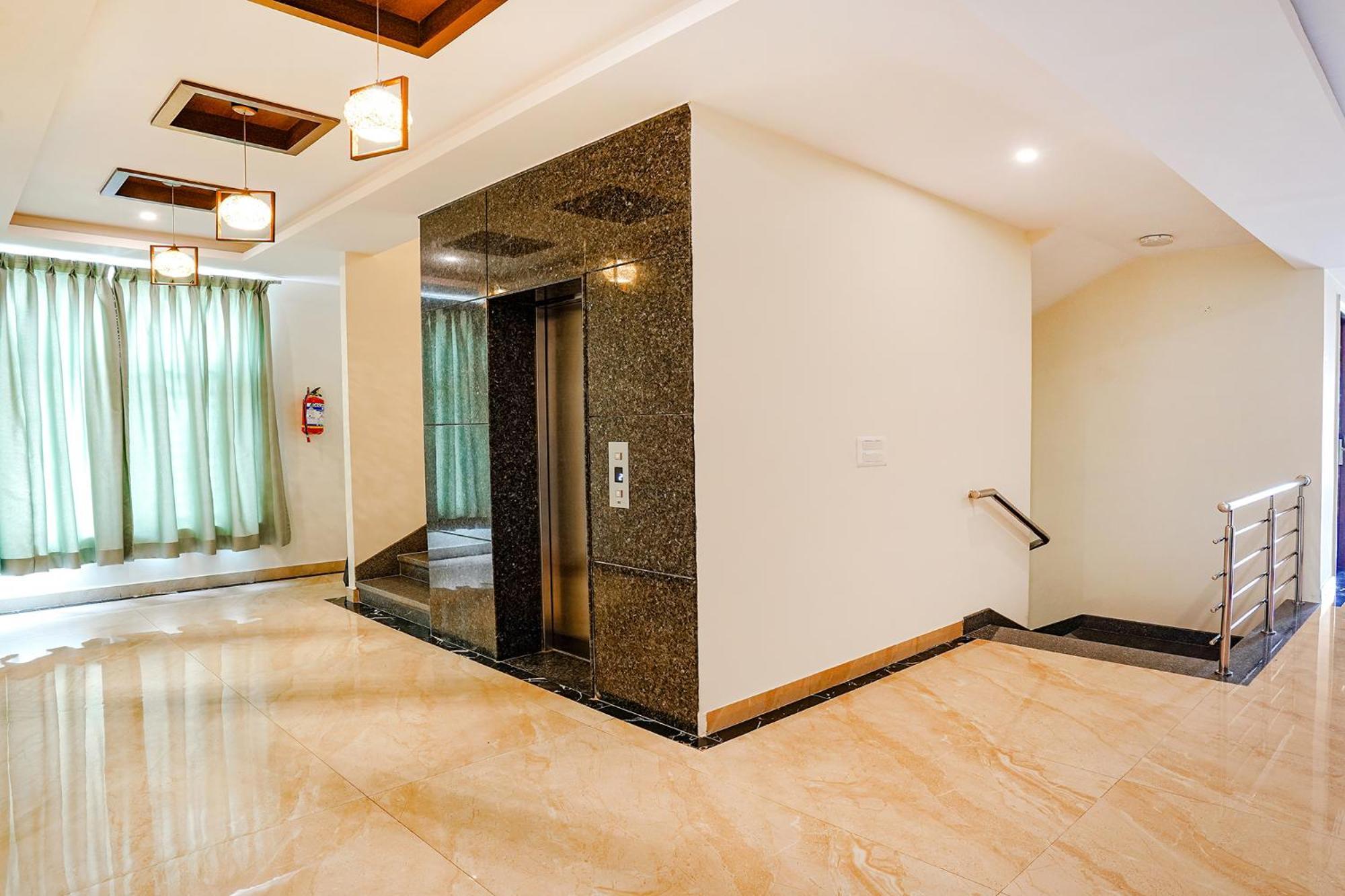 Fabhotel Wonder Stay Suite Rooms - Nr Aecs Layout Main Road Bangalore Exteriör bild